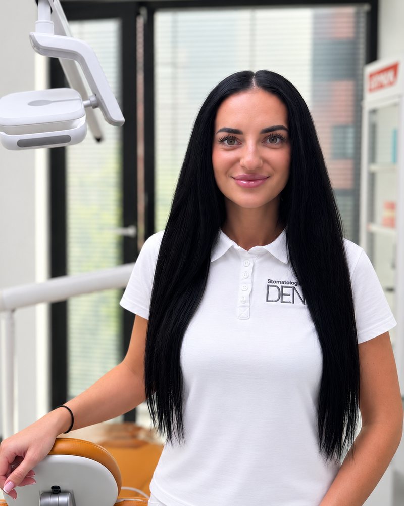 Tereza Hopanová, DiS. — Dentální hygienistka v ordinaci Dentální hygiena PLUS Praha